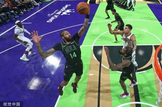 日本队在近 日本队在近