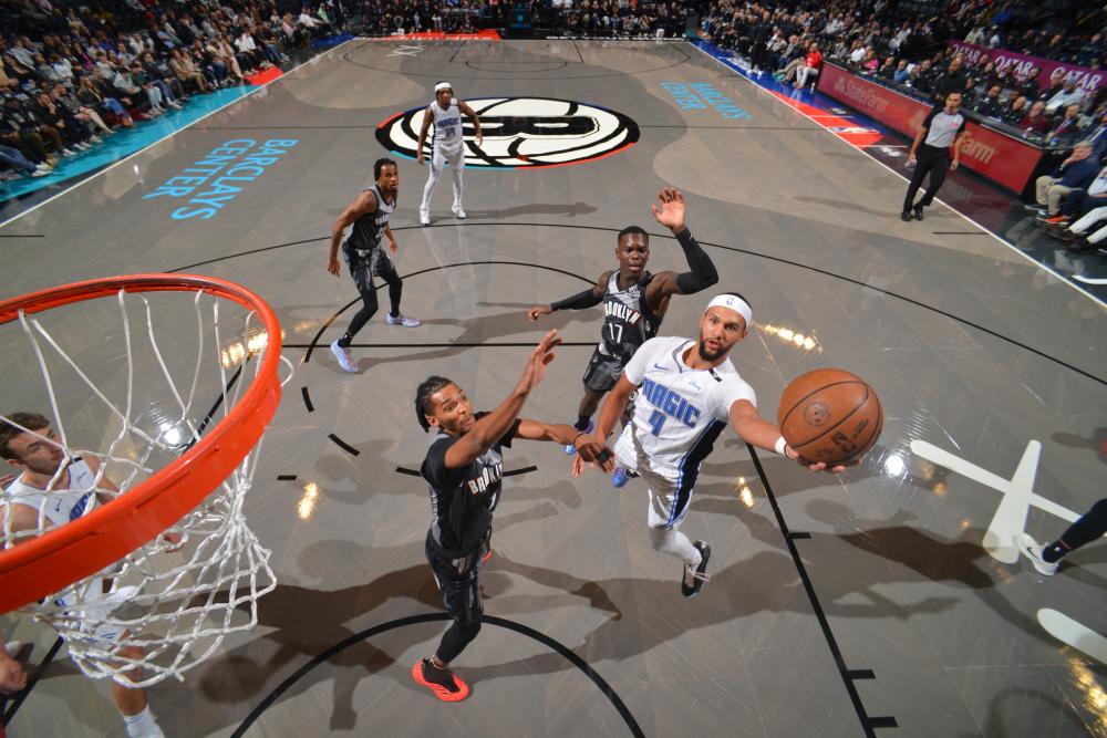 埃泽在列 埃泽在列